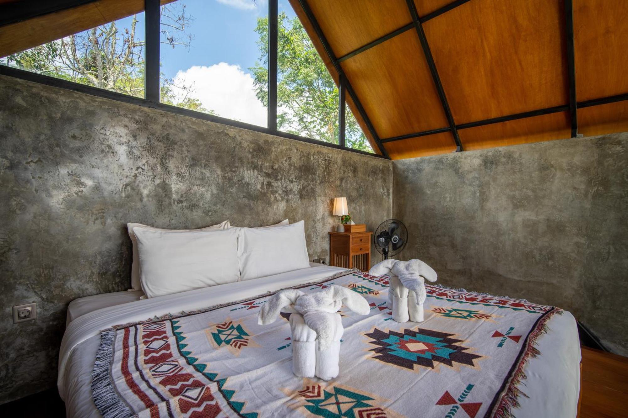 ホテル Puncak Gunung Kintamani 部屋 写真